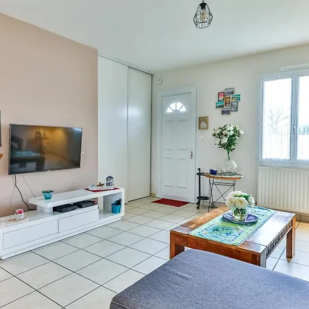 Les Pinsons - Jardin - Parking - Wifi